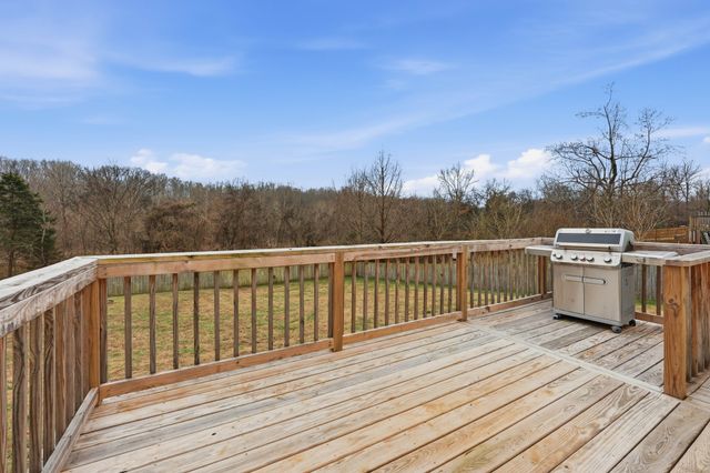 190 Cummings Creek Rd, Clarksville, TN 37042