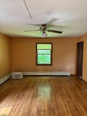 84 Alder Ter, Wantage Twp., NJ 07461