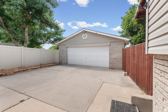9890 S TONYA DR, Sandy, UT 84070