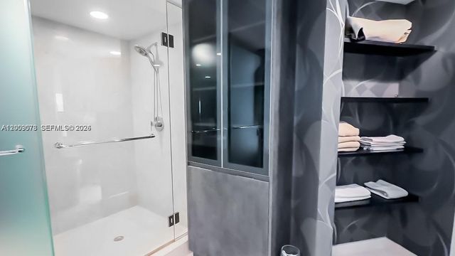 200 SE Sunny Isles Blvd 2-1205, Sunny Isles Beach, FL 33160