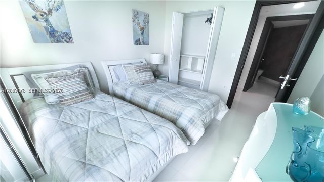 200 SE Sunny Isles Blvd 2-1205, Sunny Isles Beach, FL 33160