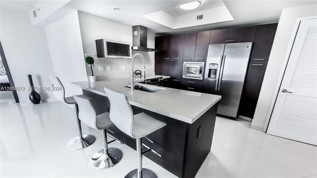 200 SE Sunny Isles Blvd 2-1205, Sunny Isles Beach, FL 33160