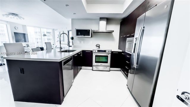 200 SE Sunny Isles Blvd 2-1205, Sunny Isles Beach, FL 33160