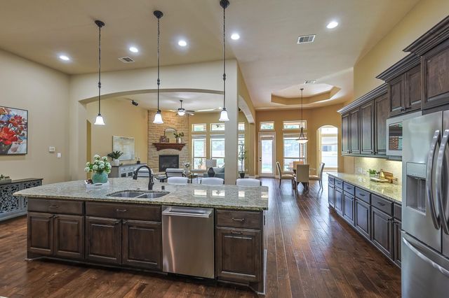 515 Mill Creek Road, Pinehurst, TX 77362