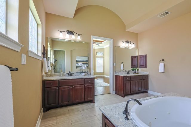 515 Mill Creek Road, Pinehurst, TX 77362