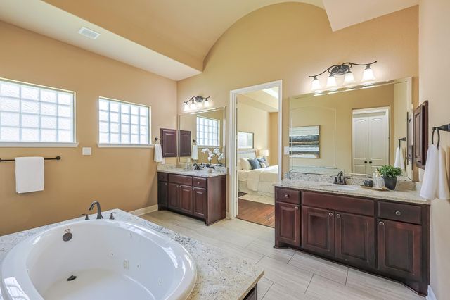 515 Mill Creek Road, Pinehurst, TX 77362