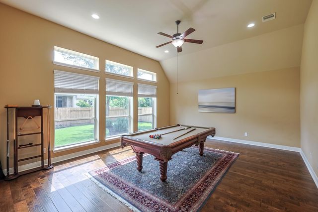 515 Mill Creek Road, Pinehurst, TX 77362
