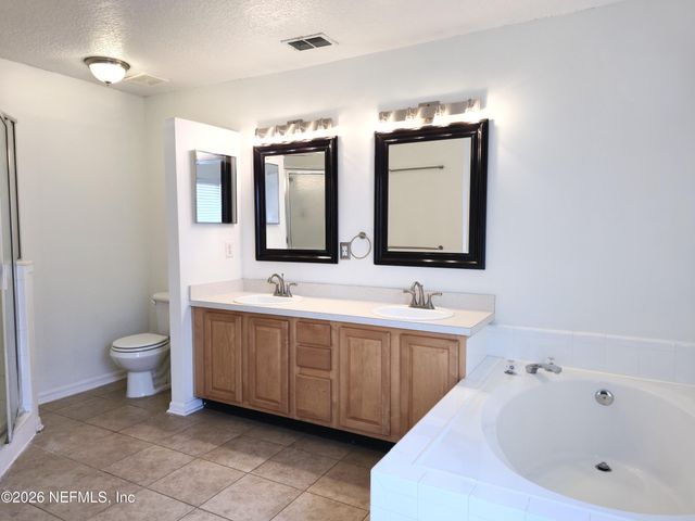 12307 N BUCKS HARBOR Drive N, Jacksonville, FL 32225