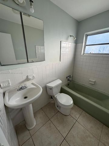 1945 NW 29th St A7, Miami, FL 33142