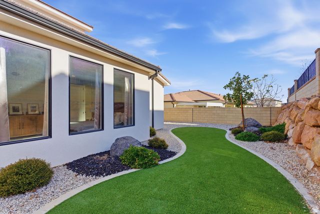 859 W FIRELIGHT DR, St. George, UT 84790