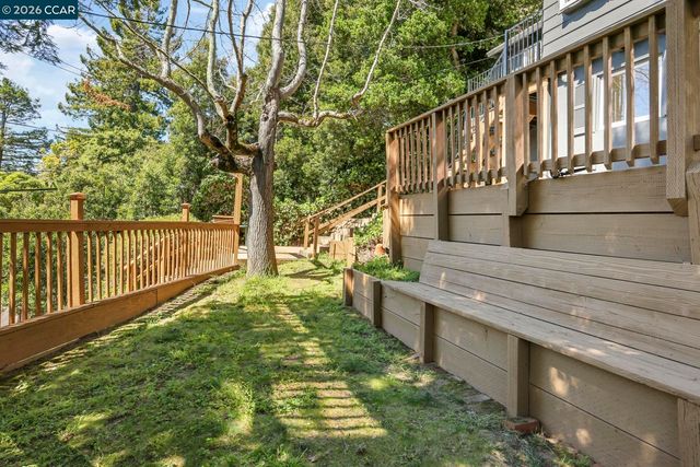 5716 Merriewood Drive, Oakland, CA 94611