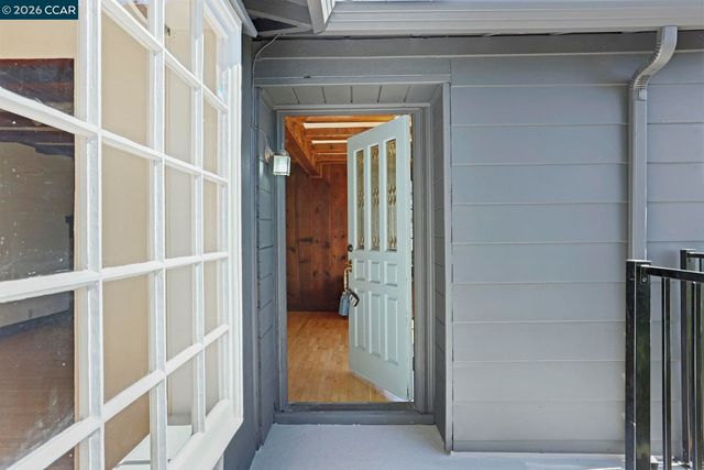 5716 Merriewood Drive, Oakland, CA 94611