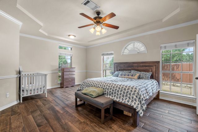 614 Dorchester Lane, Mansfield, TX 76063