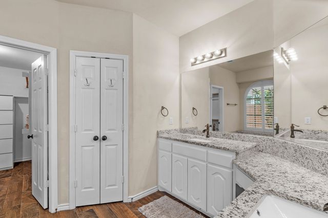 614 Dorchester Lane, Mansfield, TX 76063