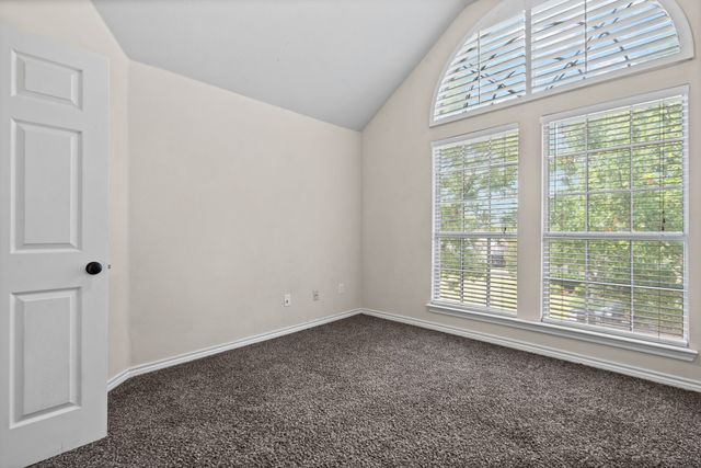 614 Dorchester Lane, Mansfield, TX 76063