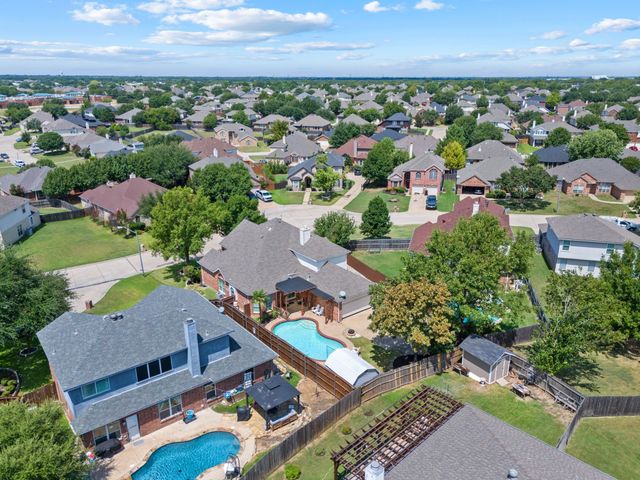 614 Dorchester Lane, Mansfield, TX 76063