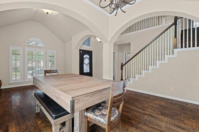 614 Dorchester Lane, Mansfield, TX 76063