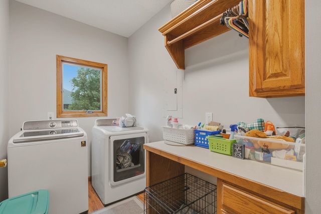805 N Sagebrush Ct, Wichita, KS 67230