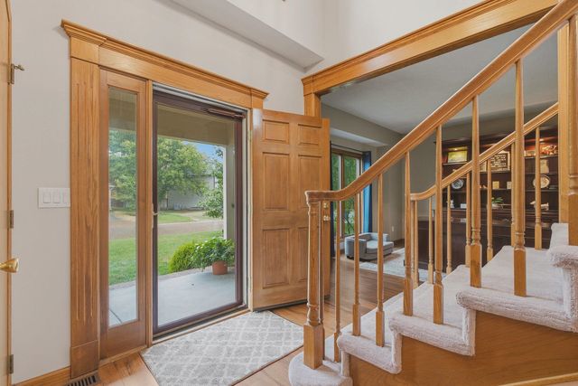 805 N Sagebrush Ct, Wichita, KS 67230