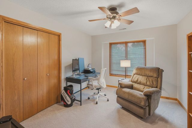 805 N Sagebrush Ct, Wichita, KS 67230