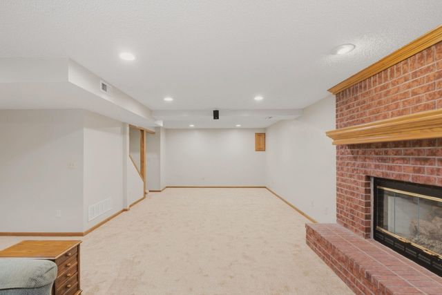 805 N Sagebrush Ct, Wichita, KS 67230