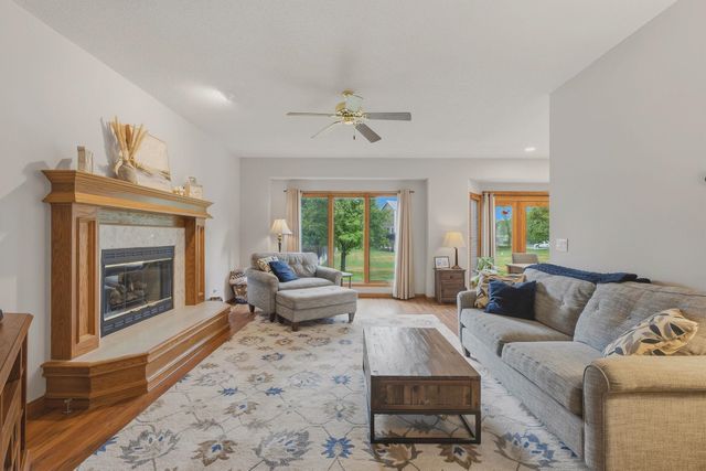 805 N Sagebrush Ct, Wichita, KS 67230