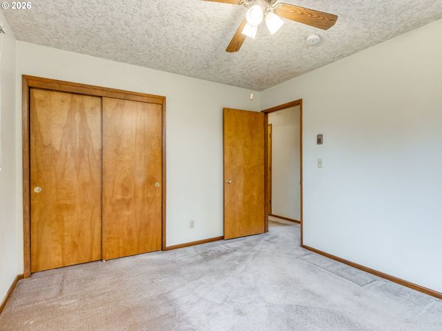 12813 Ne 2ND Ave, Vancouver, WA 98685