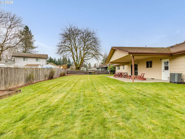 12813 Ne 2ND Ave, Vancouver, WA 98685
