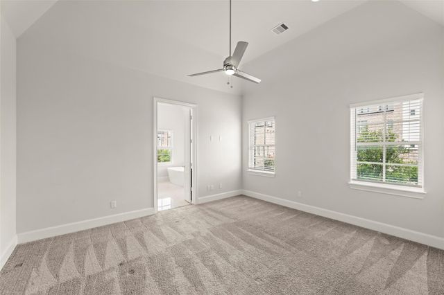 9651 Kings Cross Station, Houston, TX 77045