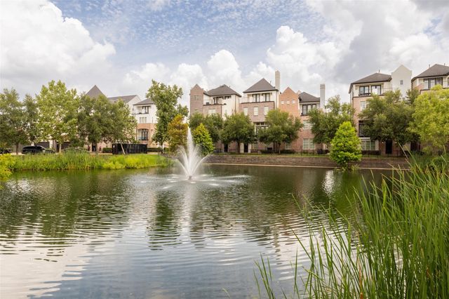 9651 Kings Cross Station, Houston, TX 77045