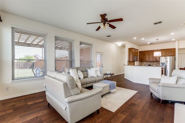 881 Sibyl Lane, Prosper, TX 75078