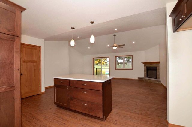 1215 16th Fairway DRIVE, Viroqua, WI 54665