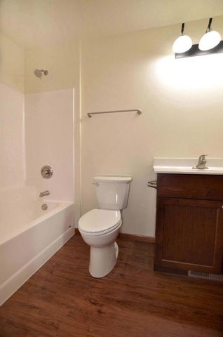 1215 16th Fairway DRIVE, Viroqua, WI 54665