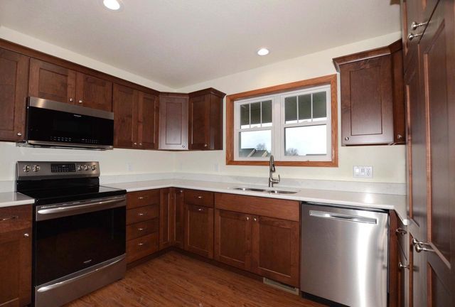 1215 16th Fairway DRIVE, Viroqua, WI 54665