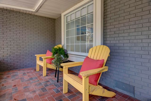 2517 East Greenwood Street, Springfield, MO 65804