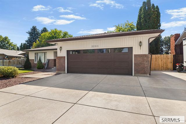 2201 E Brandon Drive, Idaho Falls, ID 83402