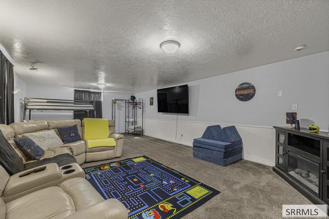 2201 E Brandon Drive, Idaho Falls, ID 83402