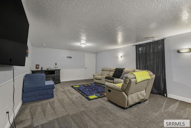 2201 E Brandon Drive, Idaho Falls, ID 83402