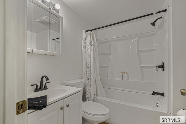 2201 E Brandon Drive, Idaho Falls, ID 83402