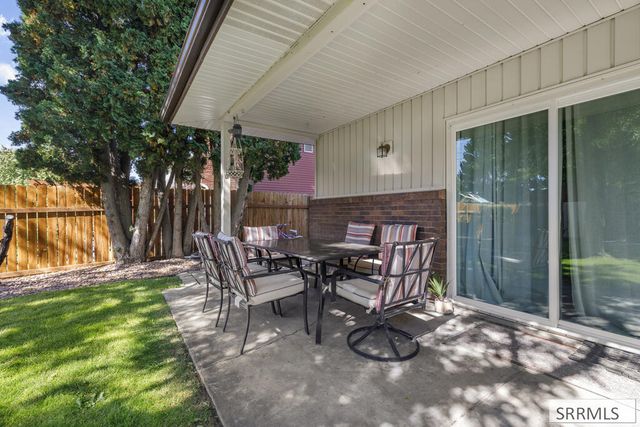 2201 E Brandon Drive, Idaho Falls, ID 83402
