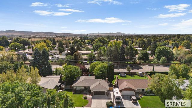 2201 E Brandon Drive, Idaho Falls, ID 83402