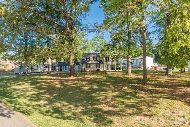 104 Bright Avenue, Bessemer City, NC 28016