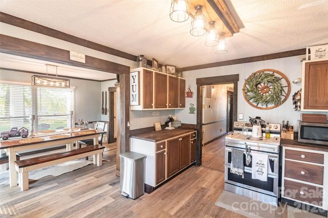 104 Bright Avenue, Bessemer City, NC 28016