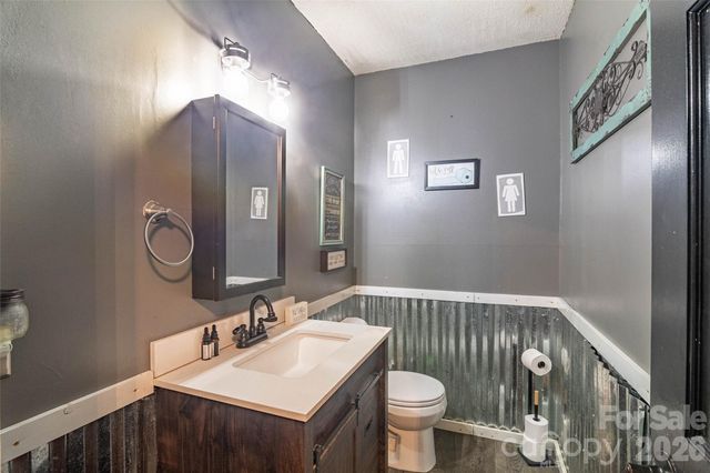 104 Bright Avenue, Bessemer City, NC 28016