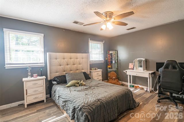 104 Bright Avenue, Bessemer City, NC 28016