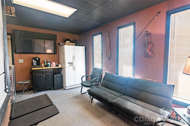 104 Bright Avenue, Bessemer City, NC 28016