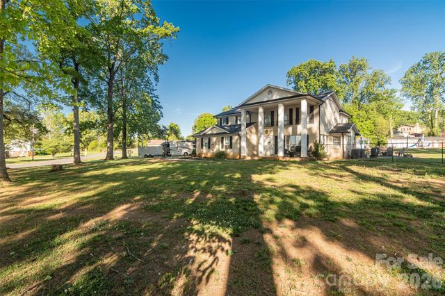 104 Bright Avenue, Bessemer City, NC 28016