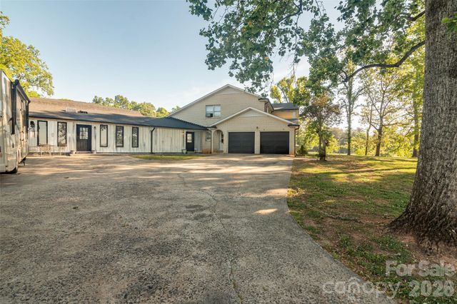 104 Bright Avenue, Bessemer City, NC 28016