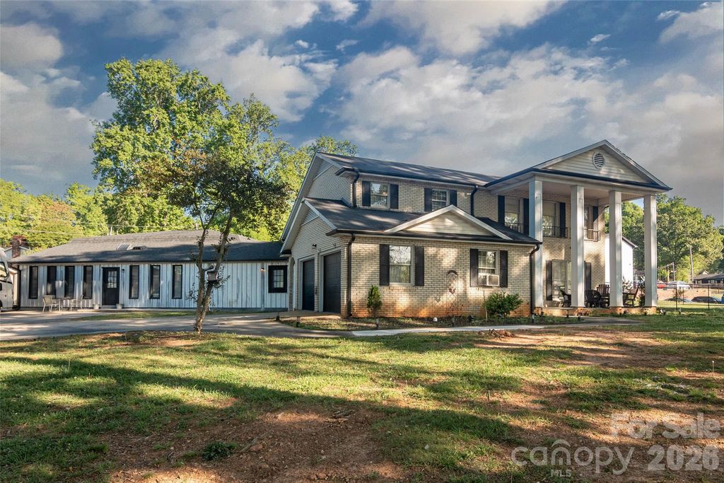 104 Bright Avenue, Bessemer City, NC 28016