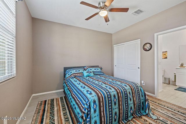 12163 W Charismatic Drive, Marana, AZ 85653